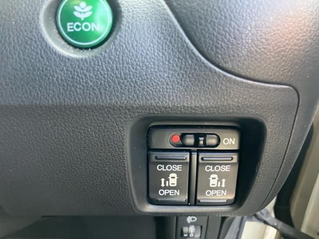 HONDA N_BOX 2013 Image 31