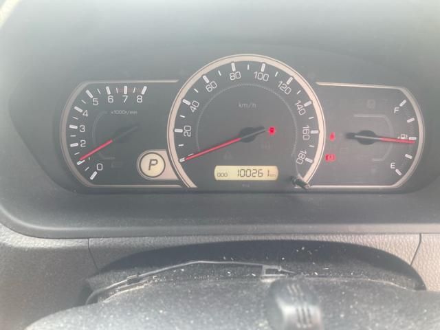 TOYOTA VOXY 2017 Image 31