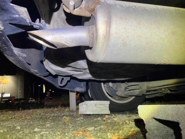 TOYOTA PRIUS 2011 Image 31