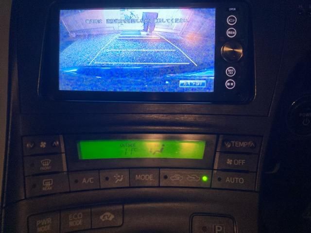 TOYOTA PRIUS 2011 Image 31