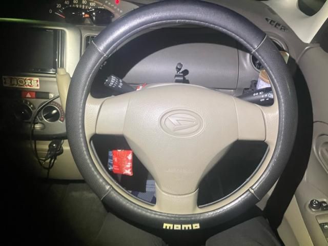 DAIHATSU TANTO 2010 Image 31