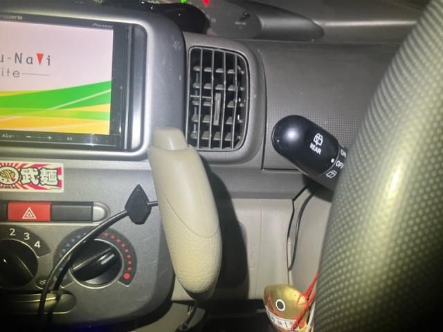 DAIHATSU TANTO 2010 Image 31