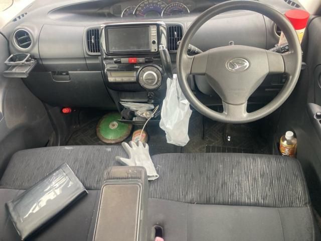 DAIHATSU TANTO CUSTOM 2013 Image 31