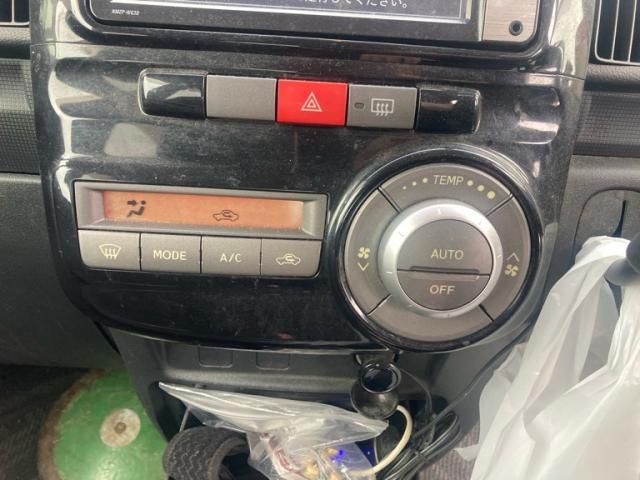 DAIHATSU TANTO CUSTOM 2013 Image 31