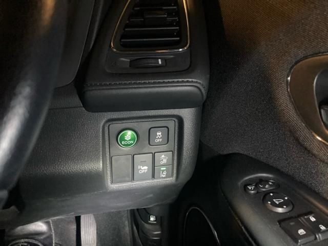 HONDA VEZEL HYBRID 2020 Image 31