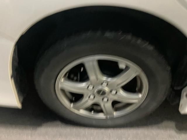 TOYOTA NOAH 2014 Image 31