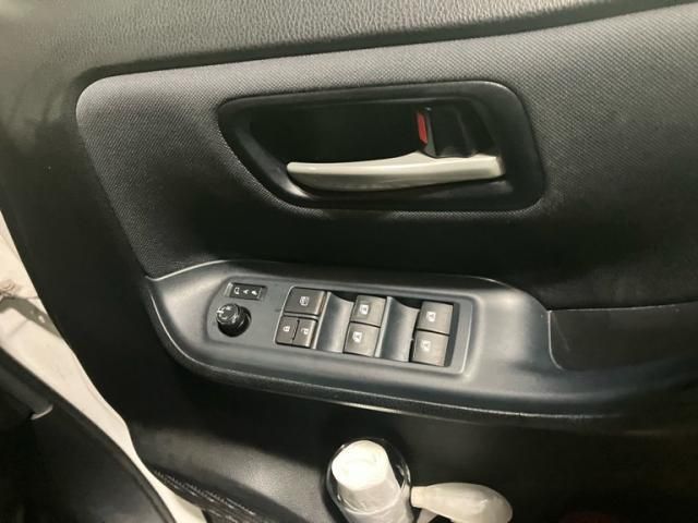 TOYOTA NOAH 2014 Image 31