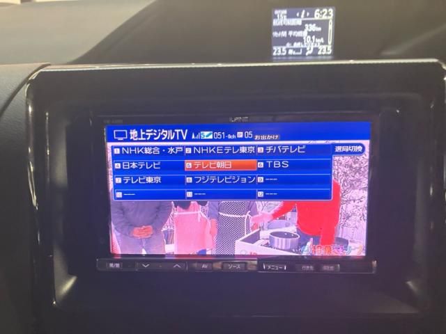 TOYOTA NOAH 2014 Image 31