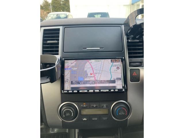 NISSAN TIIDA 2008 Image 31