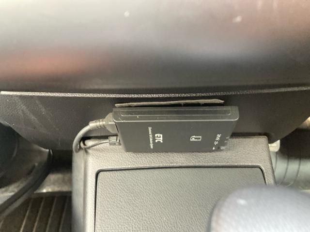 NISSAN TIIDA 2008 Image 31