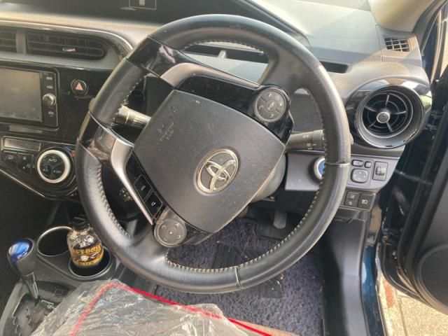 TOYOTA AQUA 2017 Image 31