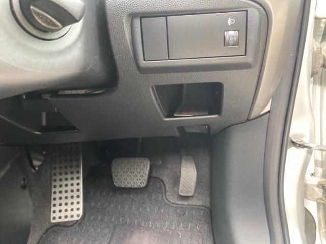 MAZDA DEMIO 2010 Image 31