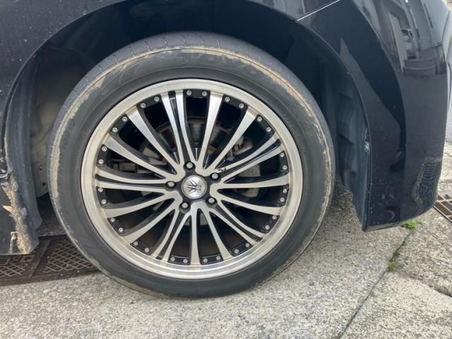 NISSAN ELGRAND 2011 Image 31