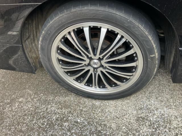 NISSAN ELGRAND 2011 Image 31