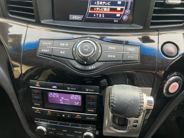 NISSAN ELGRAND 2011 Image 31