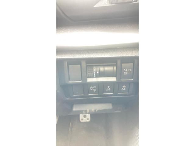 SUBARU XV 2017 Image 31