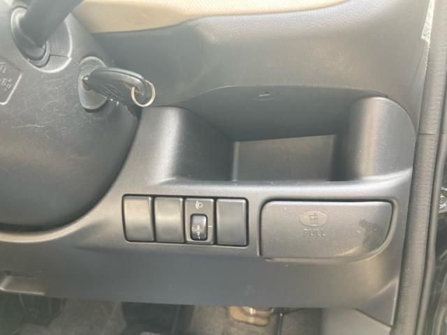 SUBARU R2 2009 Image 31