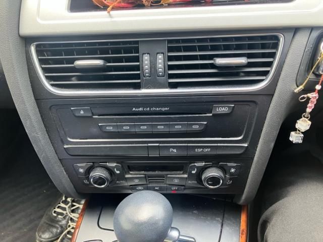 AUDI A4 2009 Image 31