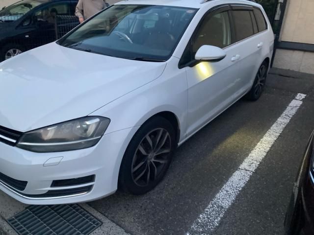 VOLKSWAGEN GOLF VARI 2016 Image 31
