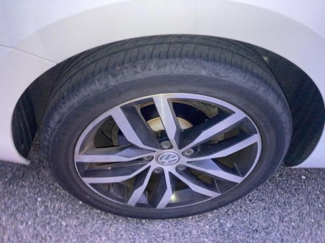 VOLKSWAGEN GOLF VARI 2016 Image 31