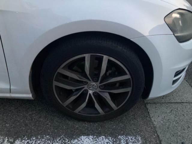 VOLKSWAGEN GOLF VARI 2016 Image 31