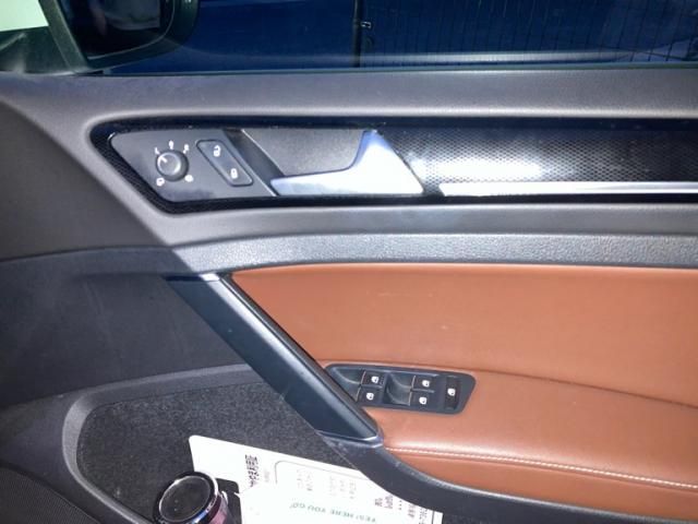VOLKSWAGEN GOLF VARI 2016 Image 31
