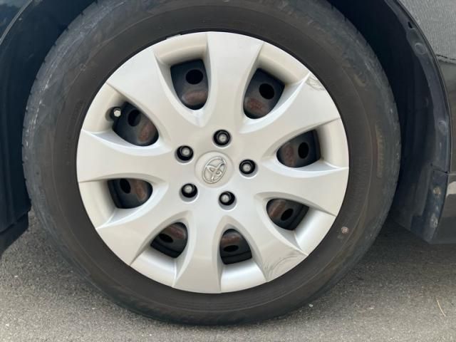 TOYOTA PRIUS ALPHA 2014 Image 31