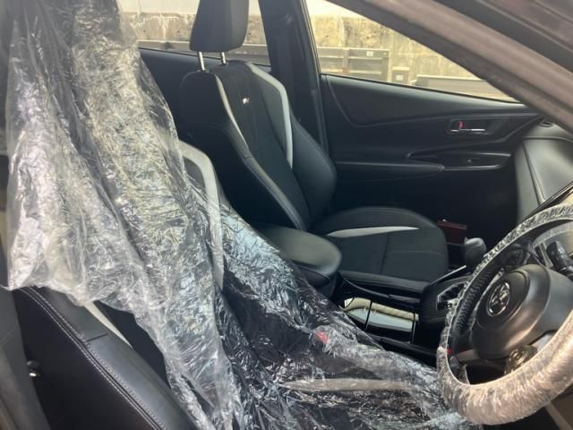 TOYOTA HARRIER 4WD 2019 Image 31