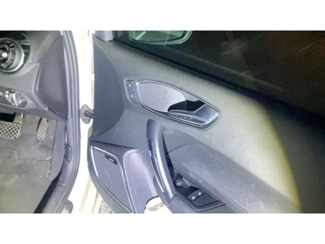 AUDI A1 2011 Image 31