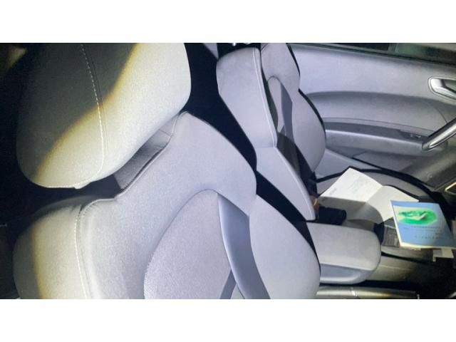 AUDI A1 2011 Image 31