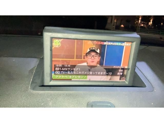 AUDI A1 2011 Image 31