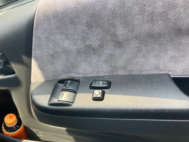 TOYOTA HIACE VAN 4WD 2007 Image 31