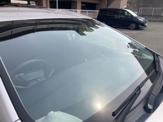 TOYOTA PRIUS 2012 Image 31