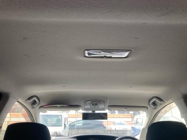 TOYOTA PRIUS 2012 Image 31