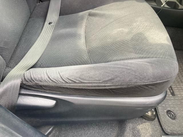 TOYOTA PRIUS 2012 Image 31