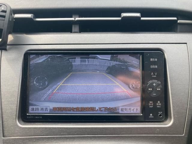 TOYOTA PRIUS 2012 Image 31