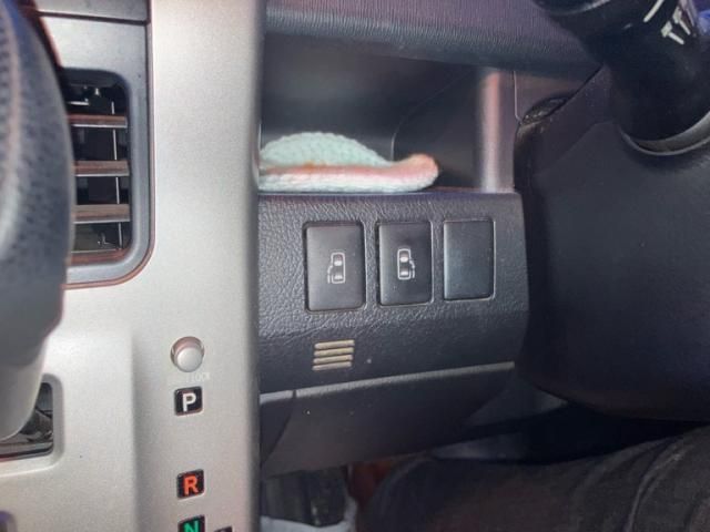 TOYOTA NOAH 2013 Image 31