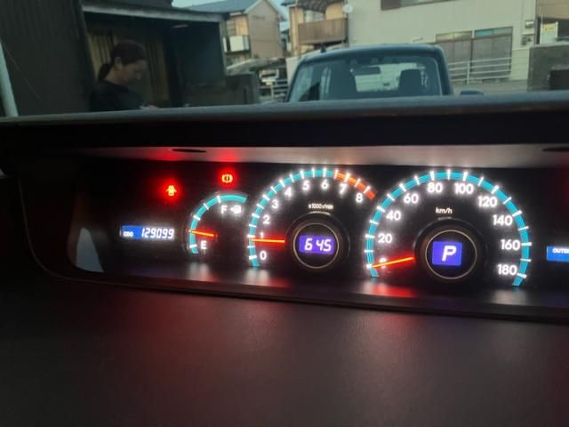 TOYOTA NOAH 2013 Image 31