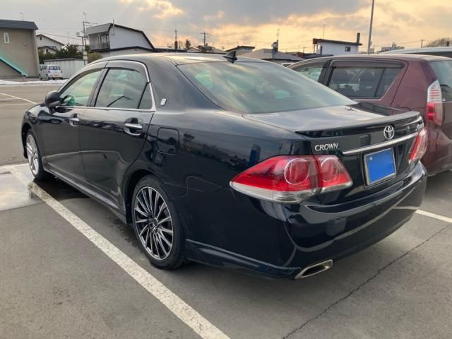 TOYOTA CROWN SEDAN 4WD 2012 Image 31