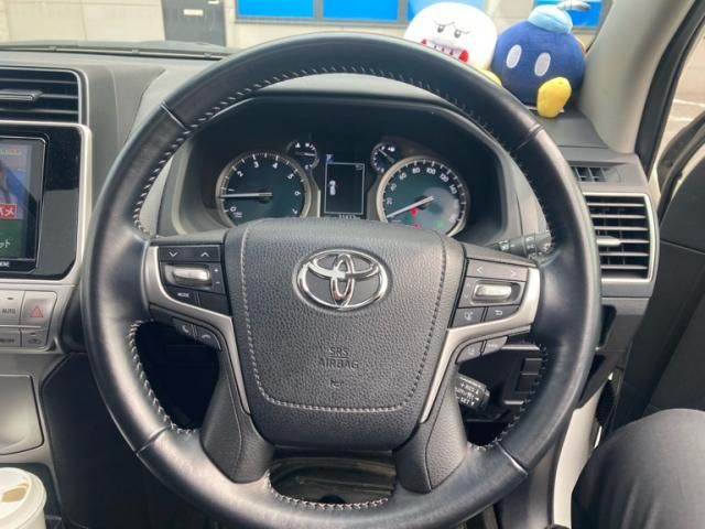 TOYOTA LANDCRUISER PRADO 2020 Image 31