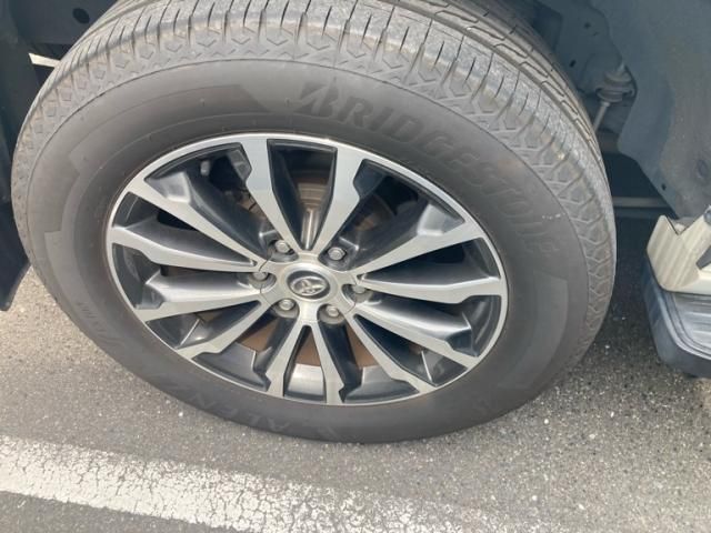 TOYOTA LANDCRUISER PRADO 2020 Image 31