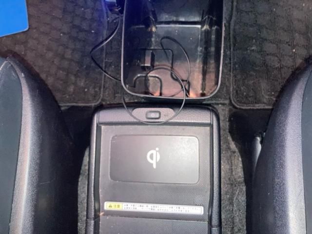 TOYOTA ESQUIRE HYBRID 2015 Image 31