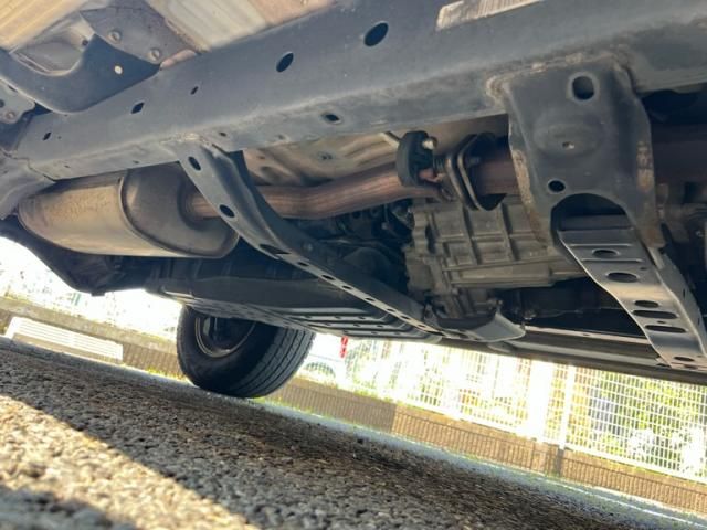 TOYOTA HILUXSURF WAGON 4WD 1997 Image 31