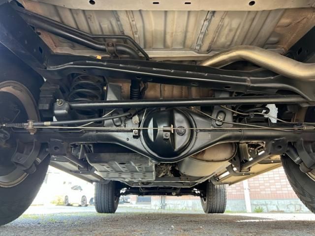 TOYOTA HILUXSURF WAGON 4WD 1997 Image 31