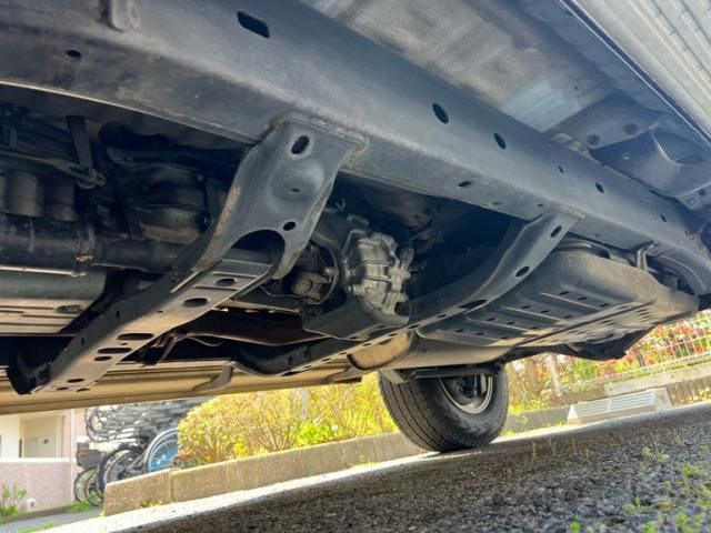 TOYOTA HILUXSURF WAGON 4WD 1997 Image 31