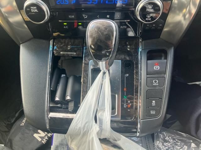 TOYOTA ALPHARD 2021 Image 31