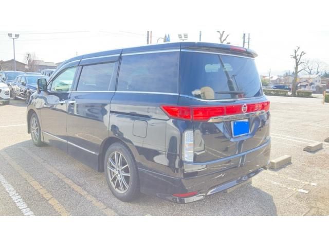 NISSAN ELGRAND 2013 Image 31