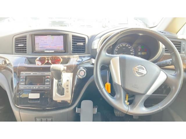 NISSAN ELGRAND 2013 Image 31