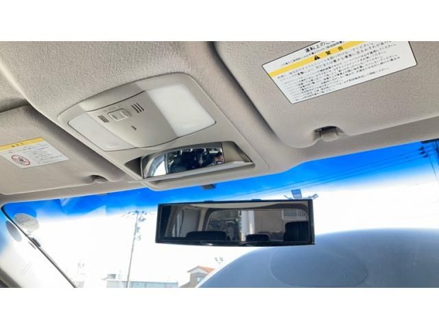 NISSAN ELGRAND 2013 Image 31