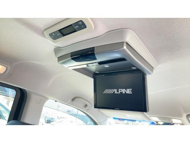 NISSAN ELGRAND 2013 Image 31